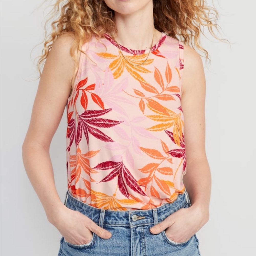 Old Navy sleeveless luxe floral print shirt size 3X NWT